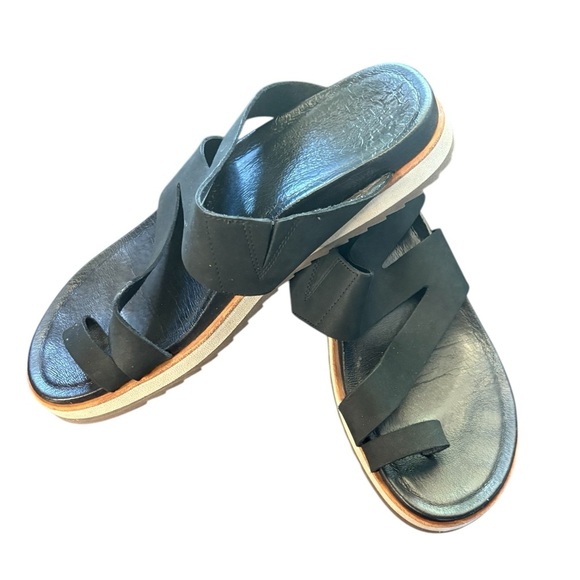 Merrell Juno black leather Wrap Sandals size 10 preloved excellent condition - Picture 2 of 9